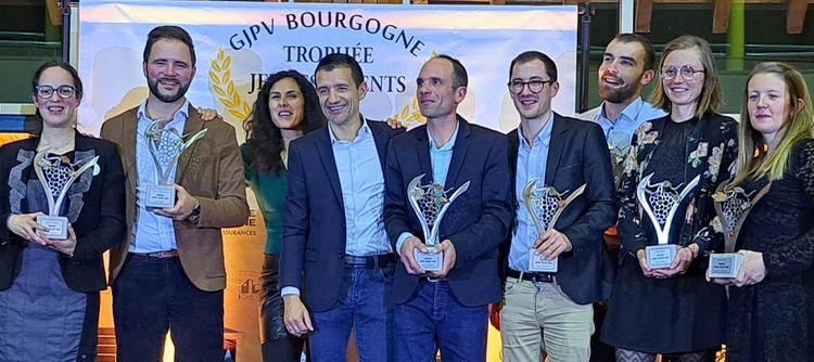 Les lauréats 2024 du Trophées Jeunes Talents des Jeunes vignerons de Bourgogne